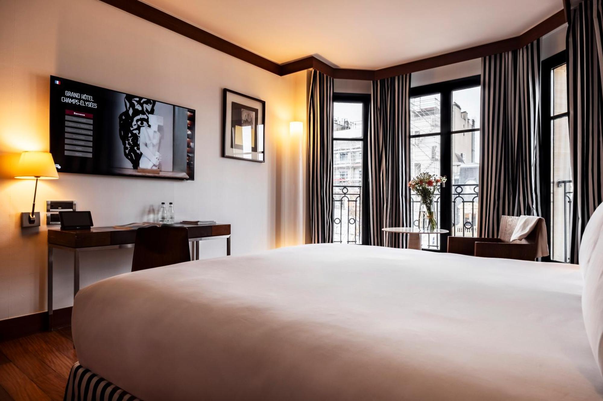 Grand Hotel Champs-Elysees Paris Dış mekan fotoğraf